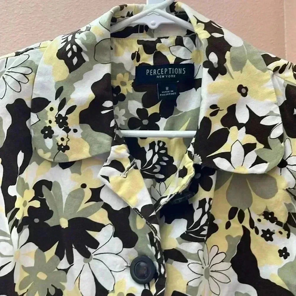 Perceptions New York size 8 (G13)brown yellow and white puffy short sleeve top - Picture 5 of 7